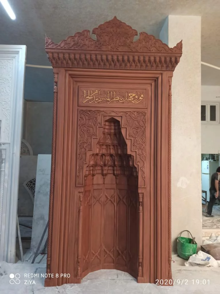Atölyede üretilmiş detaylı cami mihrap mukarnası