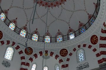 Cami Mukarnasları