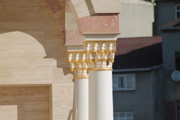 Mukarnaslı Sütun Başlığı 19 Mukarnaslı Sütun Başlığı